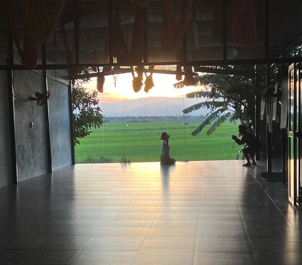 ホイアンのヨガスタジオ、OM ĐÂY Yoga Hoi An（オムデイヨガ）